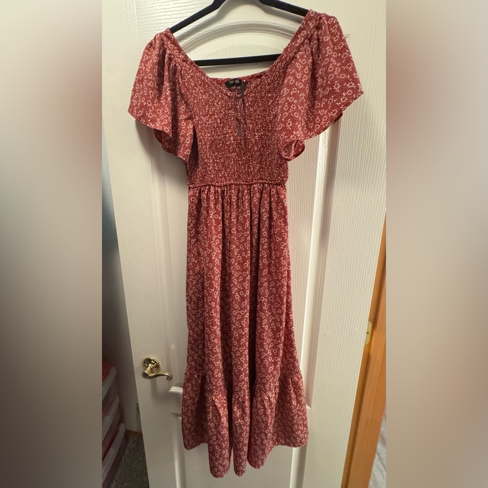 Escalier Smocked Floral Midi Dress Boho Cottagecore Flutter Sleeve Red